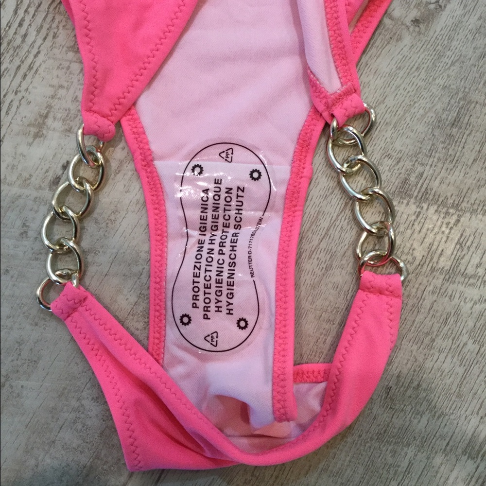 Brand New Bikini set - Picture 7 of 8